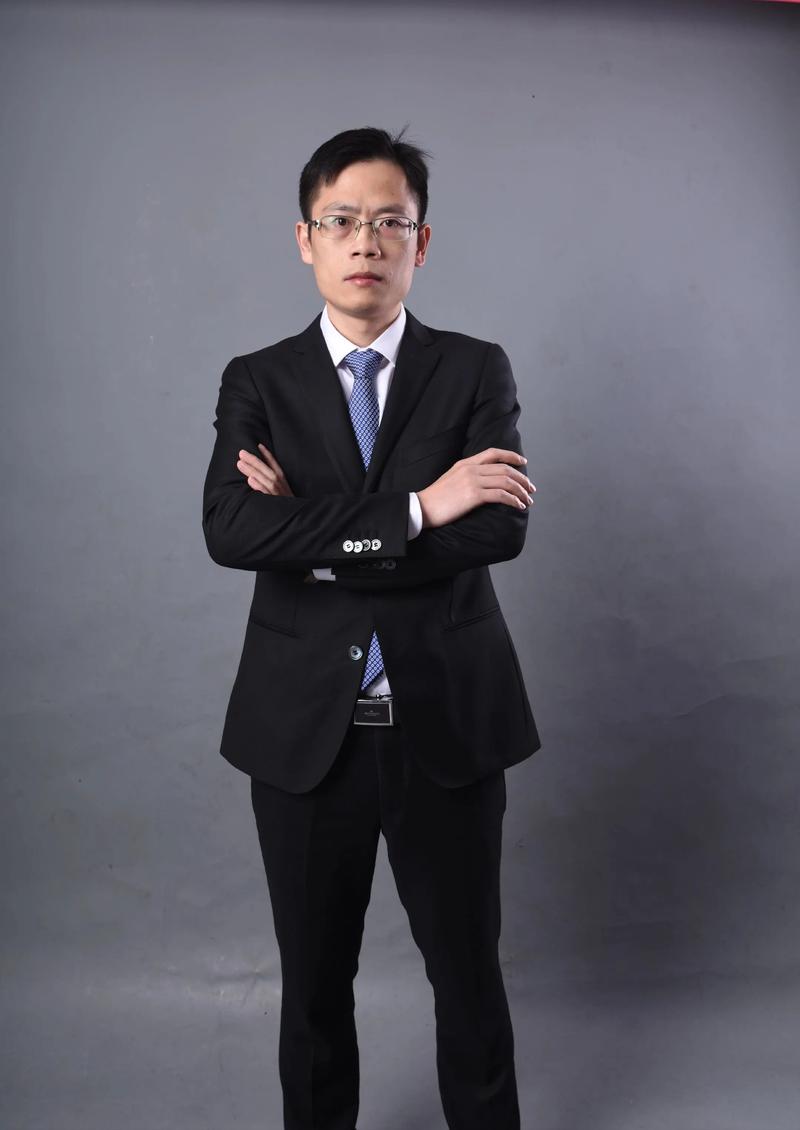 郑良芬 动态图形设计负责人
